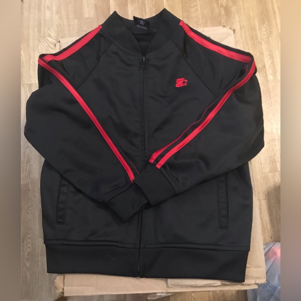 Starter Brand Boys youth size Xs 4-5 Zip up Jacket Black with Red stripe